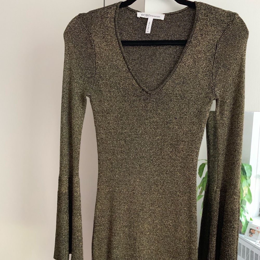 BCBG stretchy fitted dress.